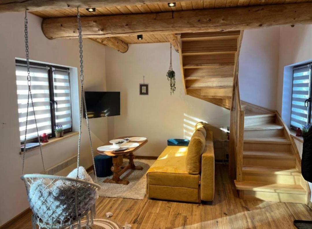W Lesie Sauna I Goraca Balia Wellness&spa Chalet Grybow