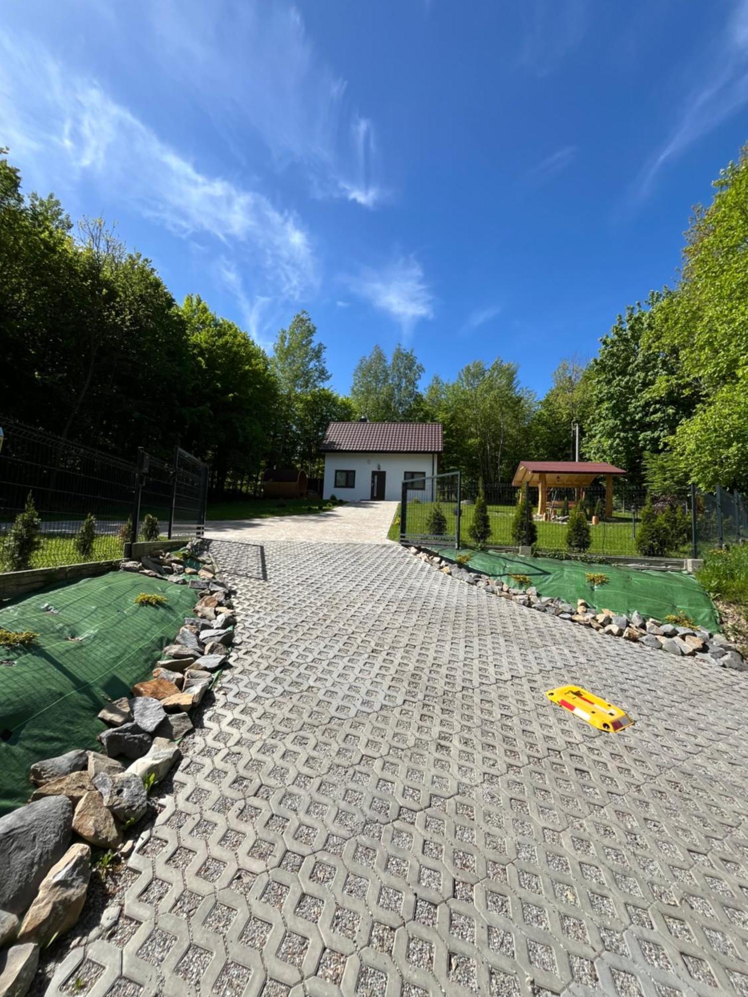 W Lesie Sauna I Goraca Balia Wellness&spa Chalet