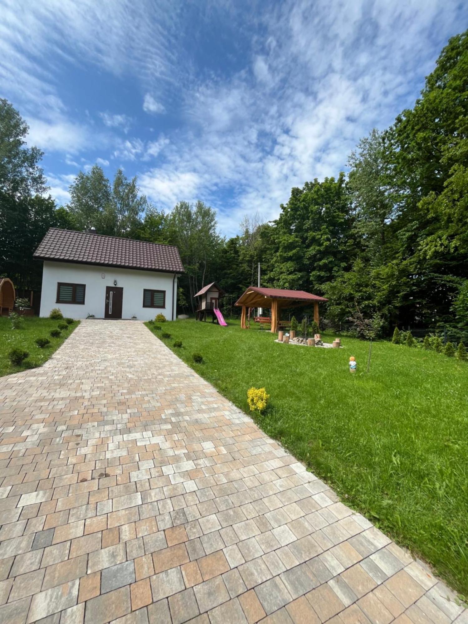 W Lesie Sauna I Goraca Balia Wellness&spa * Grybow