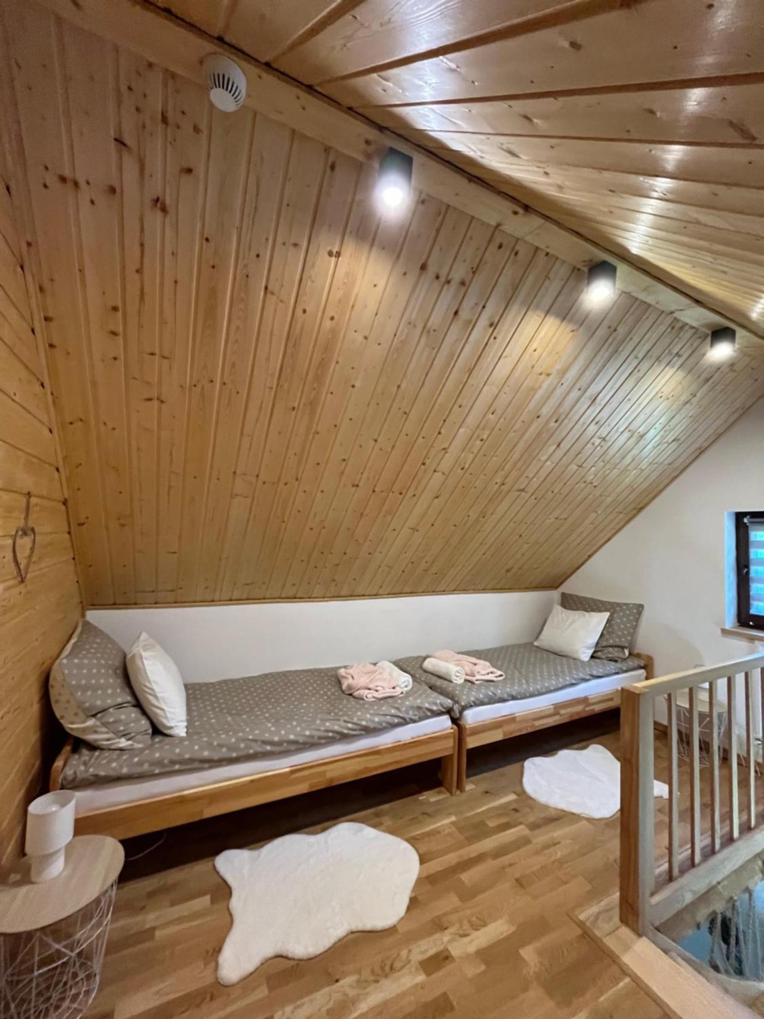 W Lesie Sauna I Goraca Balia Wellness&spa Chalet *